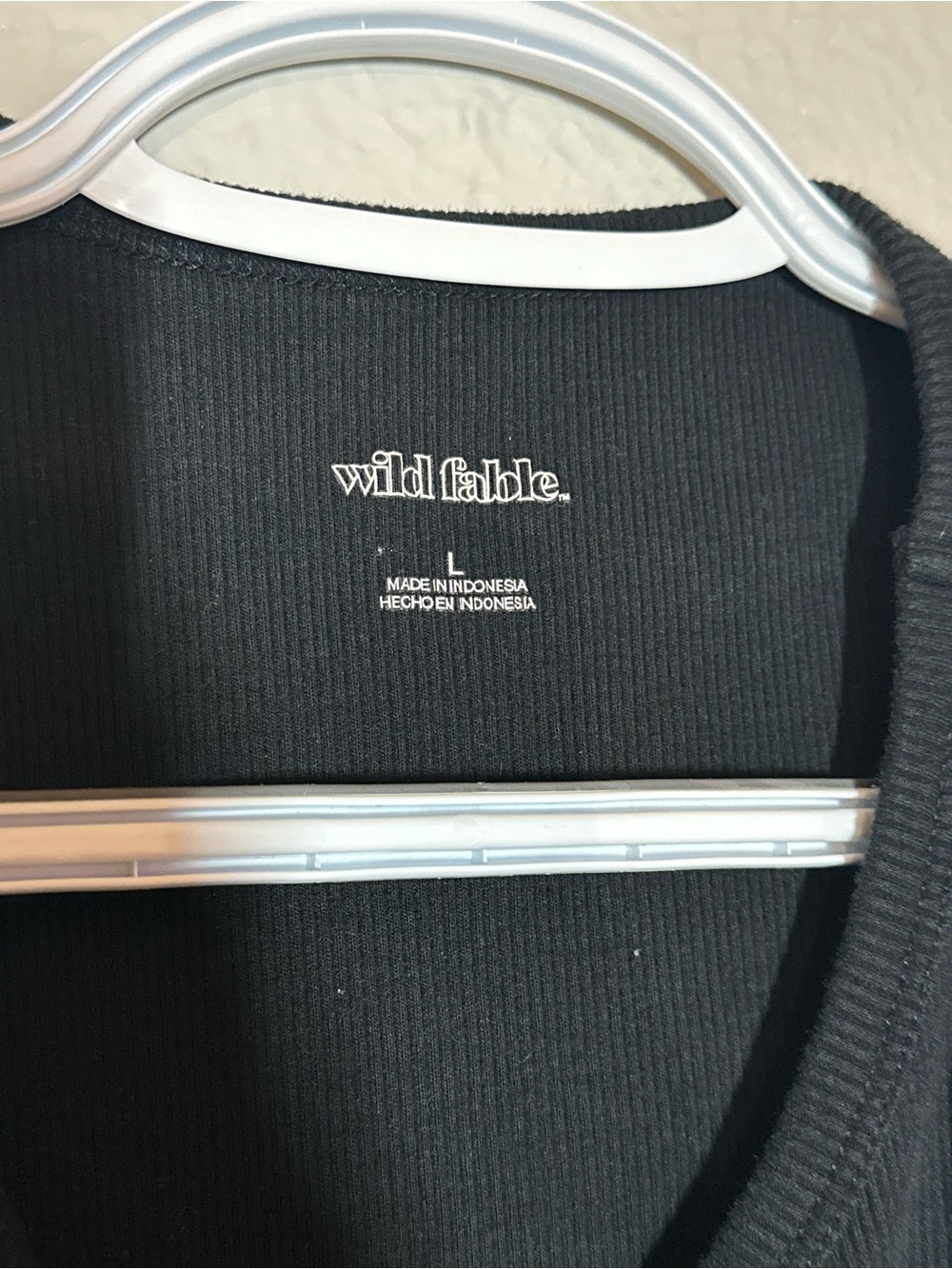 Black Ribbed Crop Tank Top - Picture 3 of 3